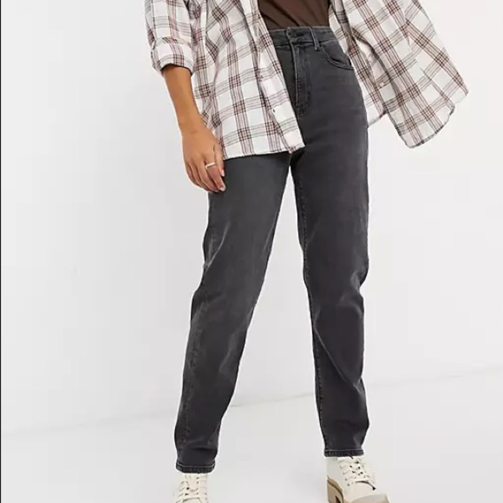 American Eagle Curvy Mom Jeans